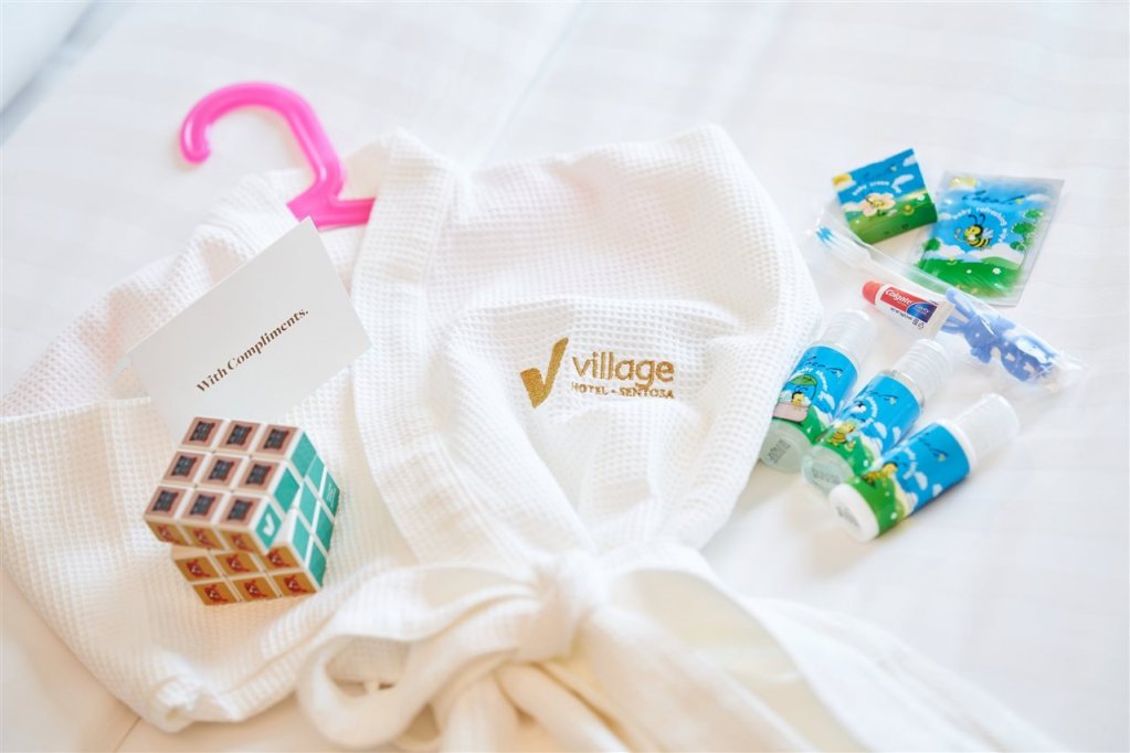 Фото Village Hotel Sentosa by Far East Hospitality