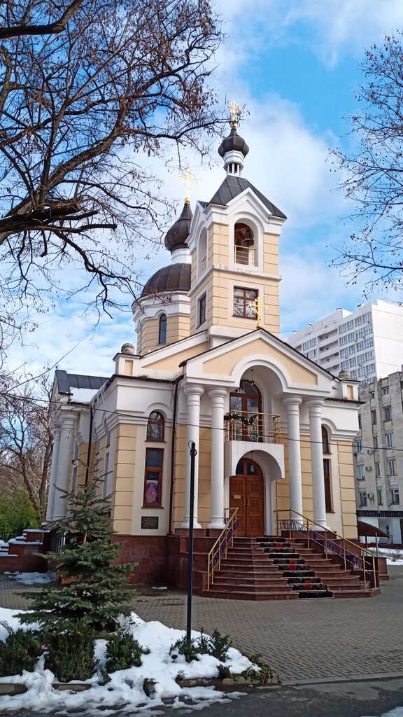 Orthodox church Church of St. Luke, Simferopol, photo