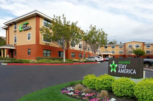 Гостиница Extended Stay America Suites Santa Barbara Calle Real