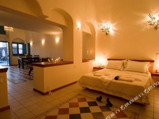 Фото Vallas Apartments & Villas