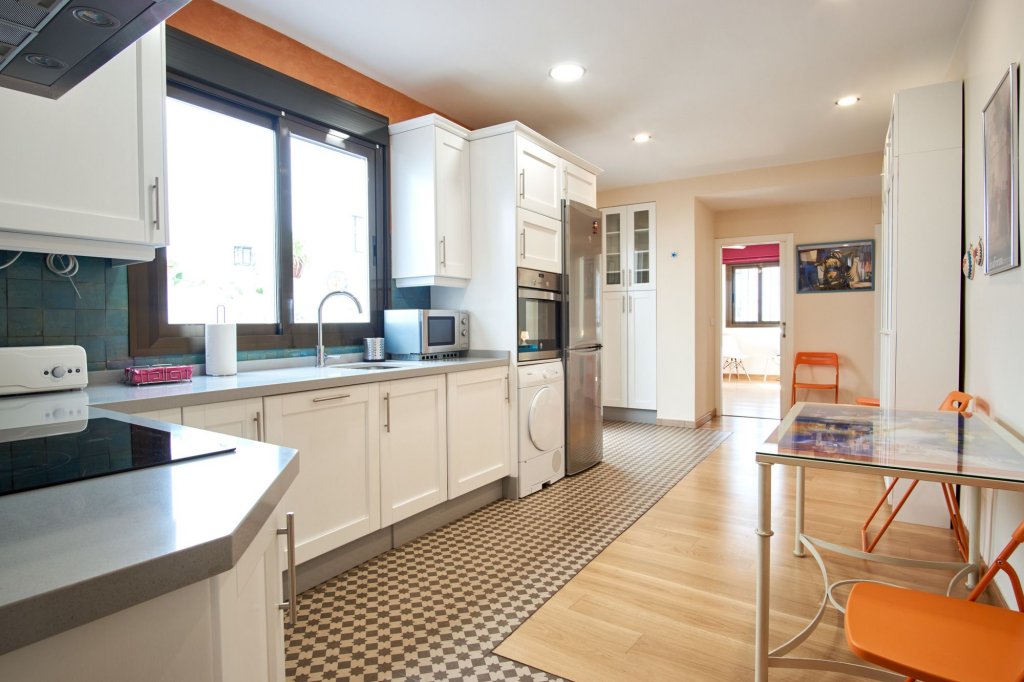 Фото Apartament Patio EN El Corazón De Triana