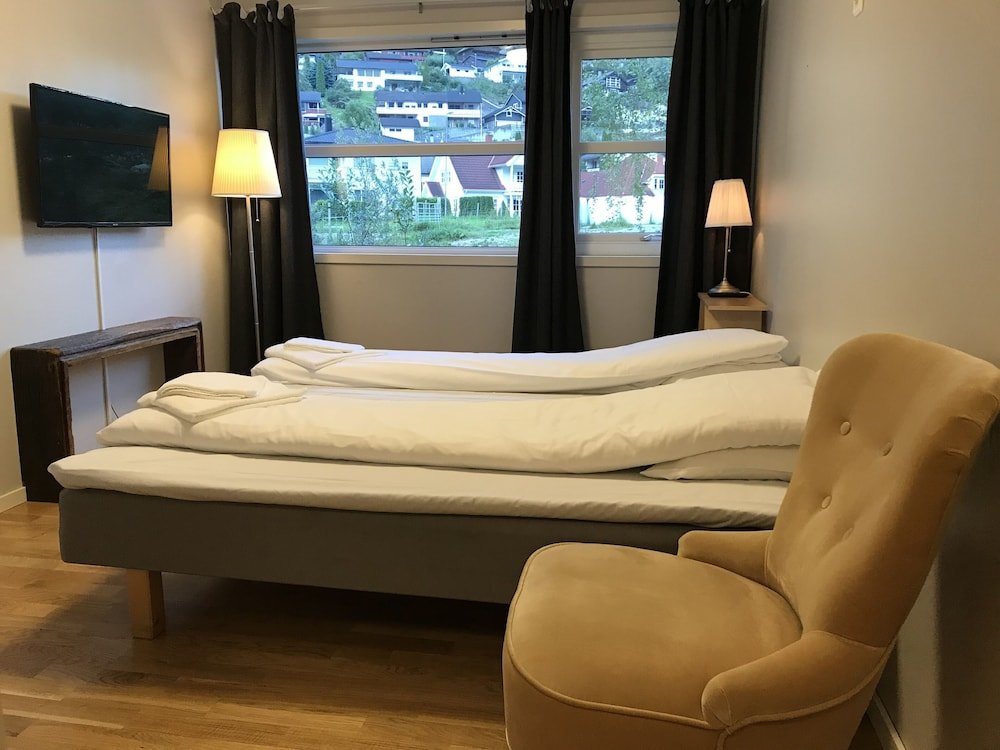 Фото Gaupnetunet Hotell og Hytter