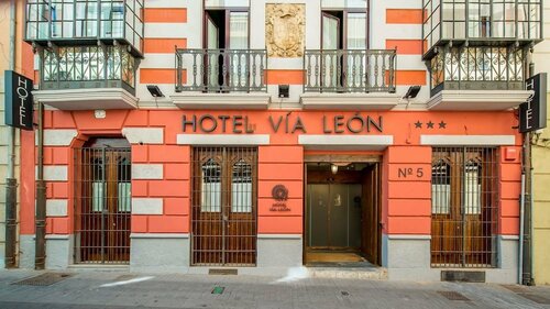 Гостиница Hotel Alda Vía León в Леоне