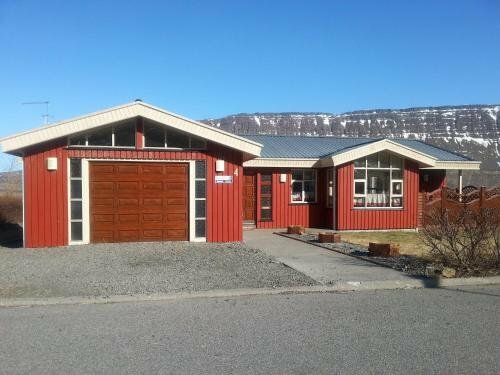 Жильё посуточно Luxury House In Westfjords