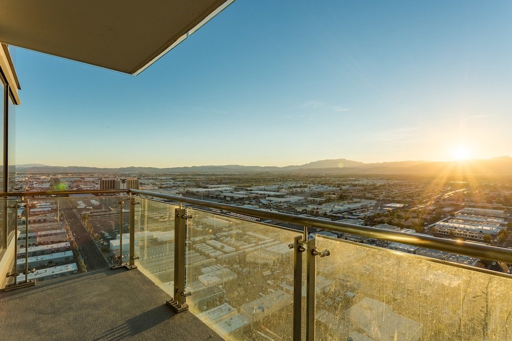 Фото Palms Place