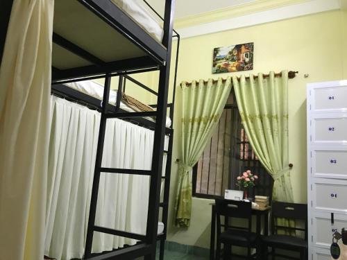 Фото Bonjour Hostel