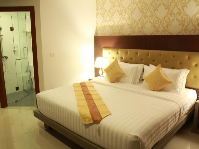 Фото Hemingways Silk Hotel