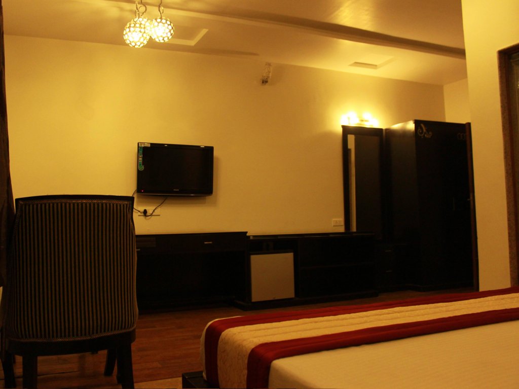 Фото Eminence - Palm Residency