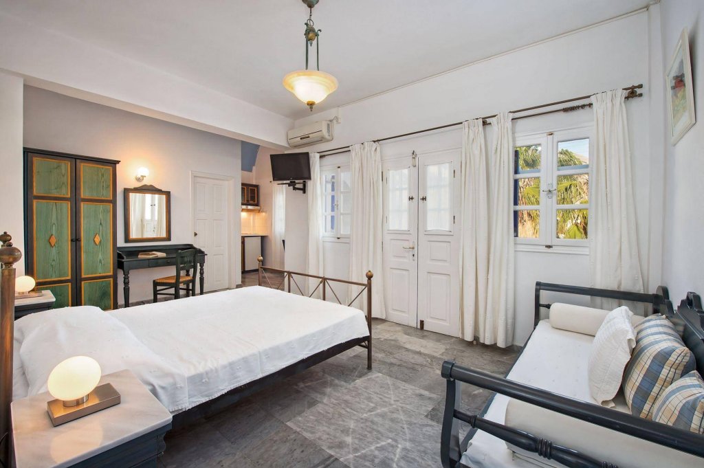 Фото Kouros Village Hotel - Adults Only