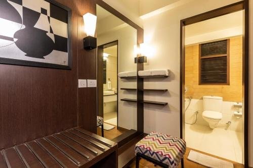 Фото Regenta Rpj Rajkot by Royal Orchid Hotels
