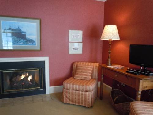 Фото Harbor House Inn