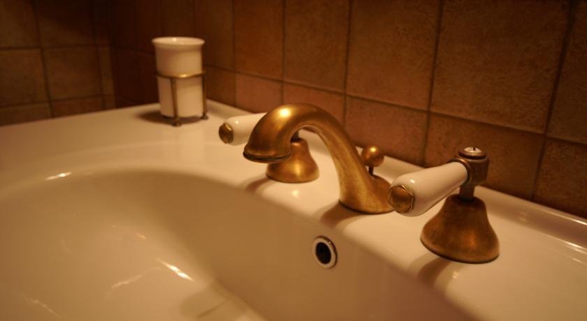 Фото Agriturismo Rocca Di Pierle