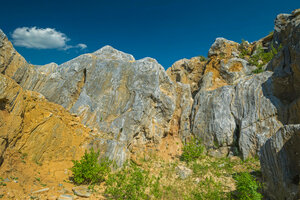Золотое ущелье (Sverdlovsk Region, Nevyanskiy munitsipalny okrug), landmark, attraction