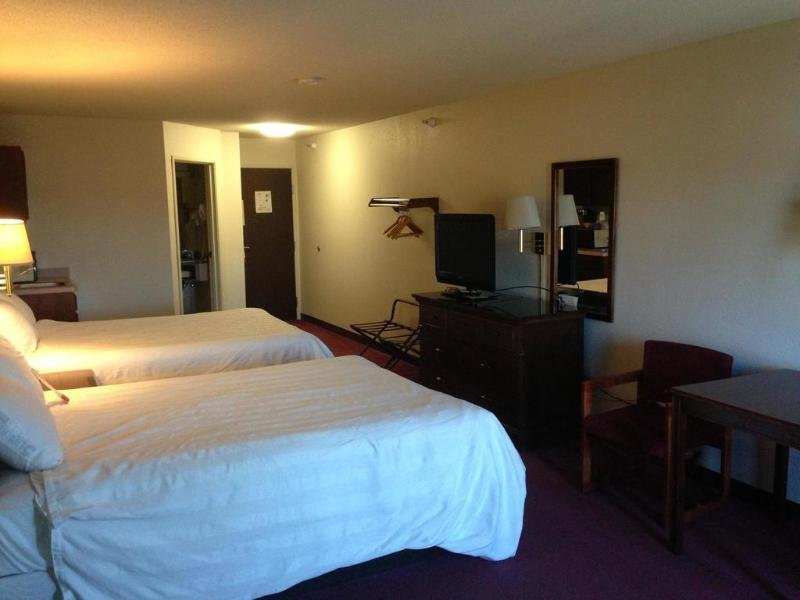 Фото Baymont by Wyndham Rochester Mayo Clinic Area