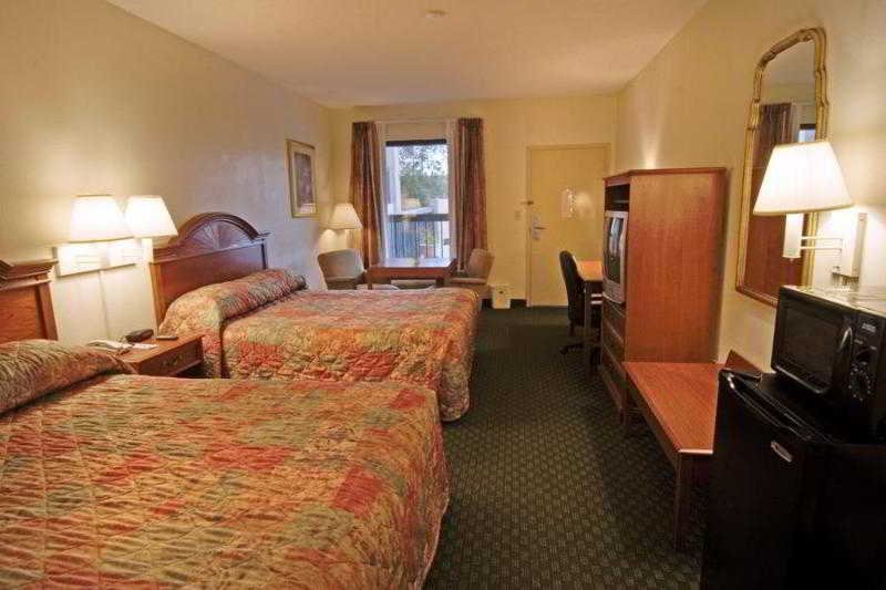 Фото Best Western Emporia