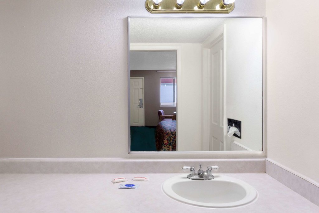 Фото Knights Inn Cedar City