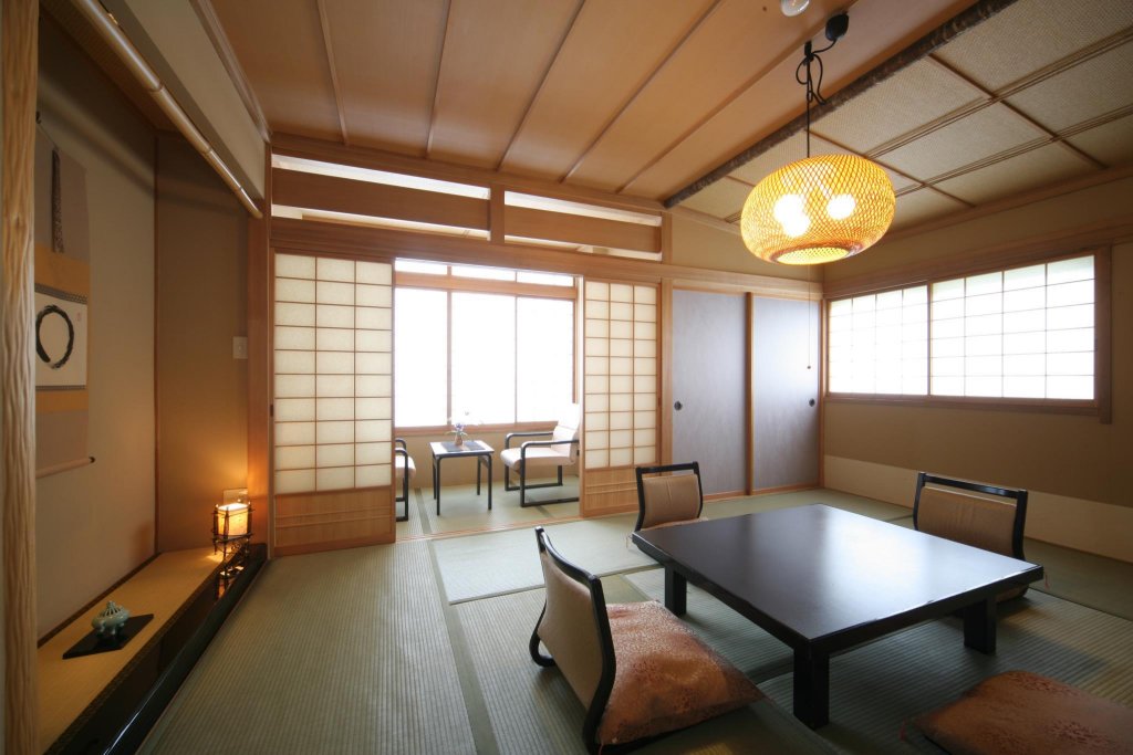 Фото Oiwakeya Ryokan