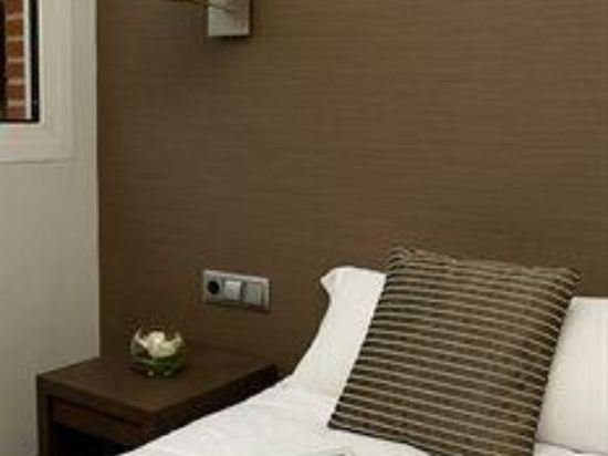 Фото Hotel Cisneros