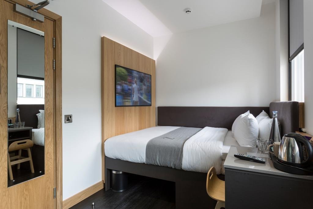 Фото The Z Hotel City