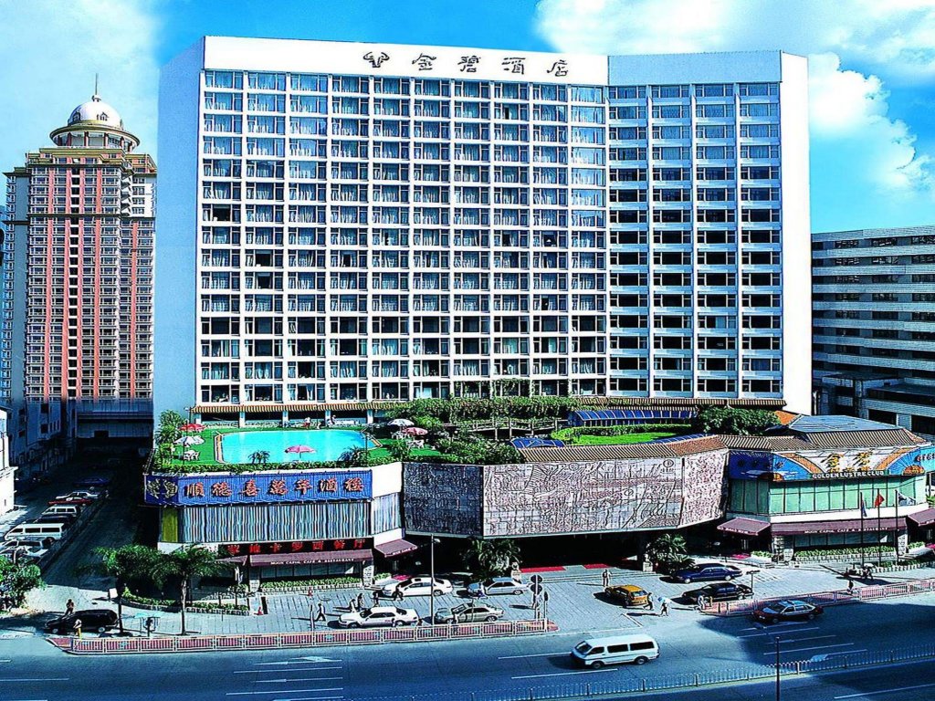 Фото Golden Lustre Hotel