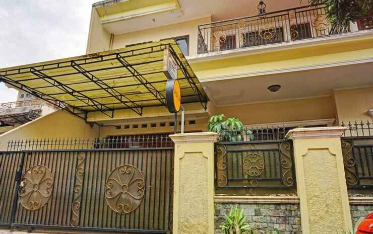 Hotel Spot On 90295 Simprug Residence, Jakarta, photo