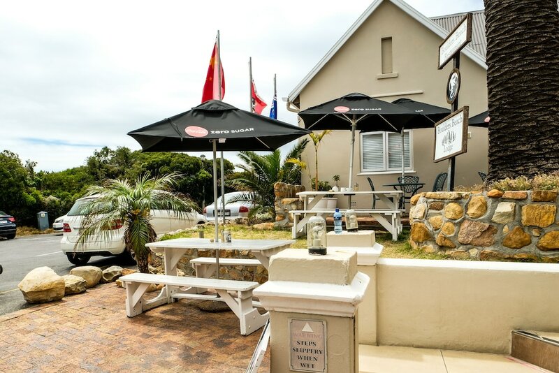 Гостиница Boulders Beach Hotel в Кейптауне