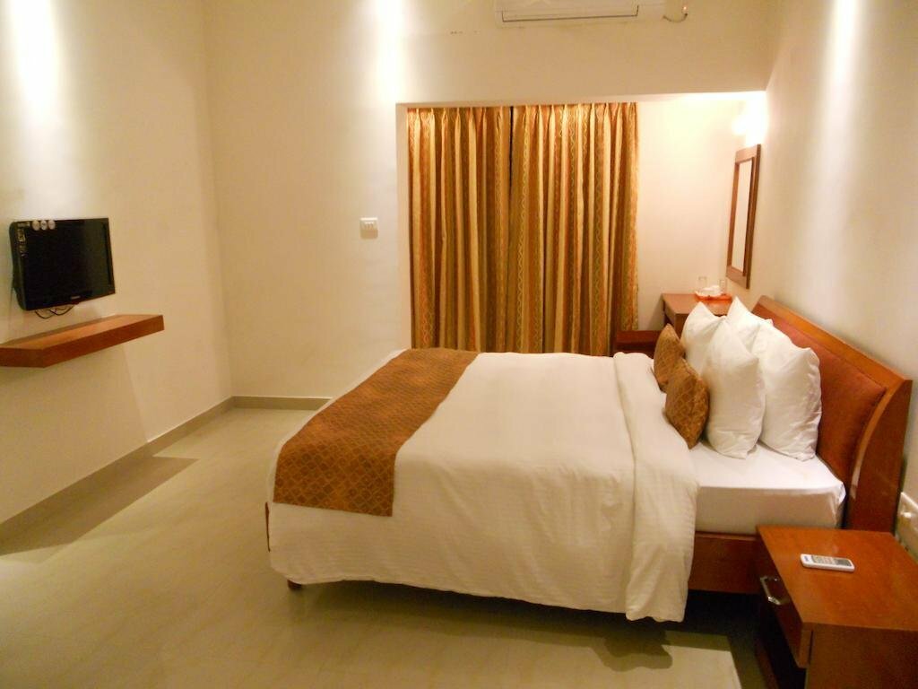 Hotel Aristro Club, Calcutta, photo