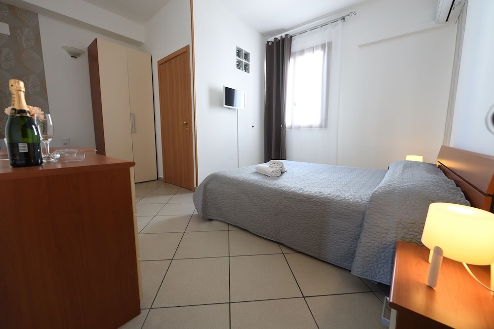 Фото Green Garden Bed & Breakfast