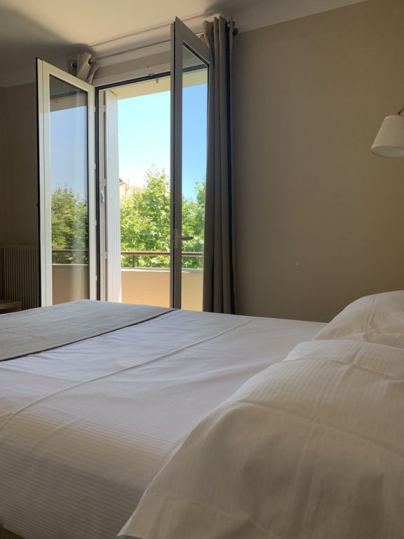 Фото Hôtel Mondial