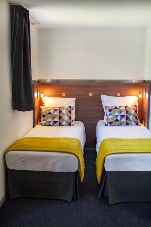 Фото Sure Hotel by Best Western Lille Tourcoing Ex Hotel Garden