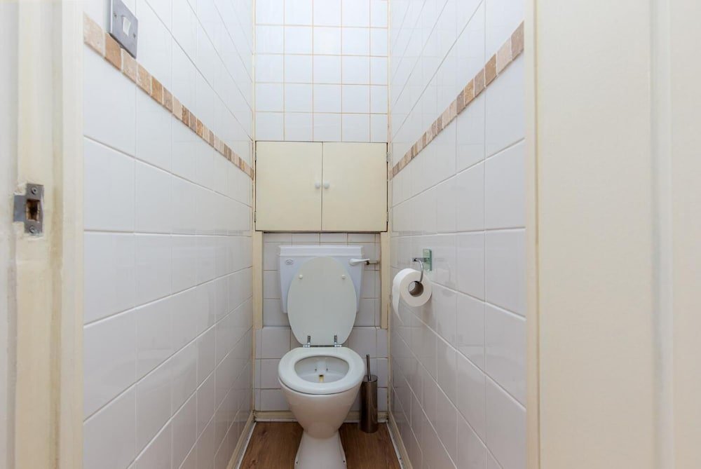 Фото Queensland House Deluxe Guest Room