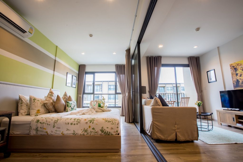 Фото Charming Pool View by Rain Cha Am Condo