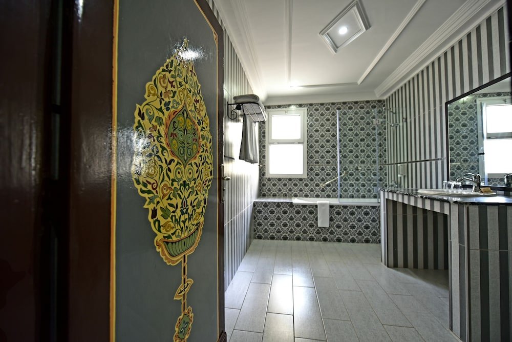 Фото Hôtel Fes Inn & SPA