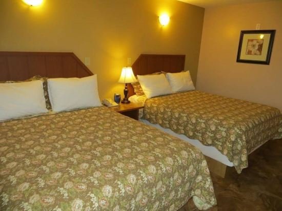 Фото Queen Bee Hotel