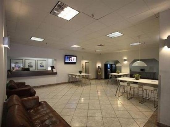 Фото Leamington Hotel