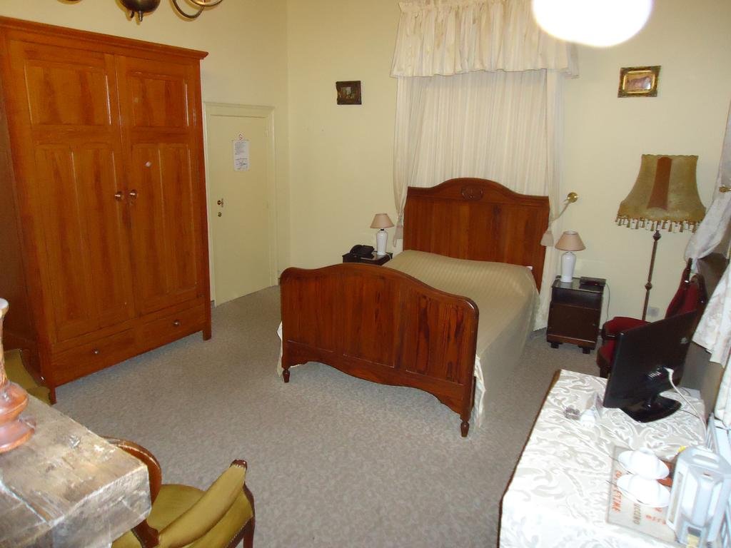 Фото Erasmus Hotel