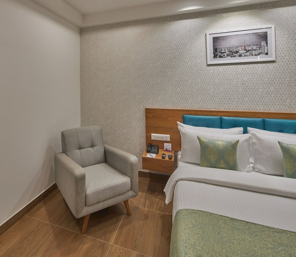 Фото Regenta Inn 4th Block Koramangala