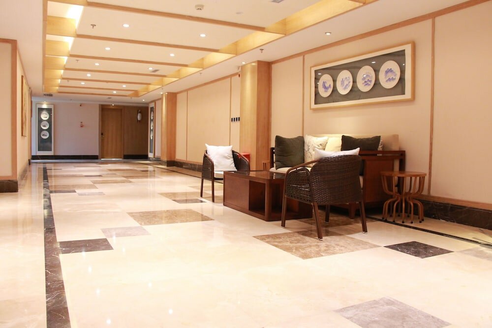 Фото Queshan Lake Arcadia Intl Resort