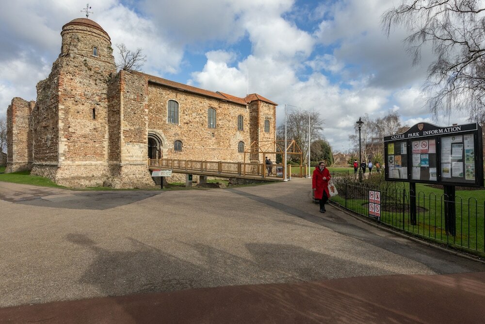 Фото Castle Reach Apartment by Creative Stays