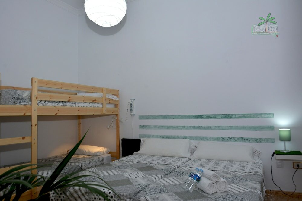 Фото The Garden Bed and Breakfast