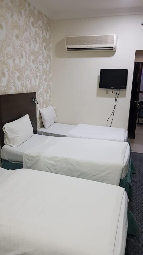 Фото SkyWay hotel rooms