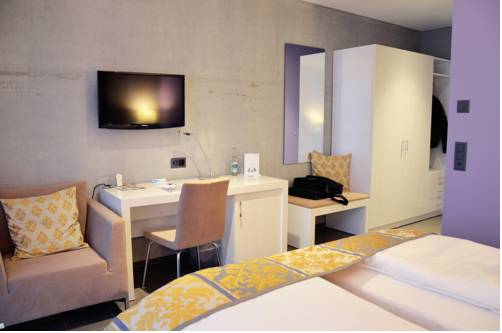 Фото Hotel Swiss Star