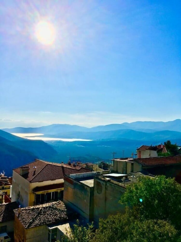 Фото DelphiCENTER-penthouse-celebrity V. I. P