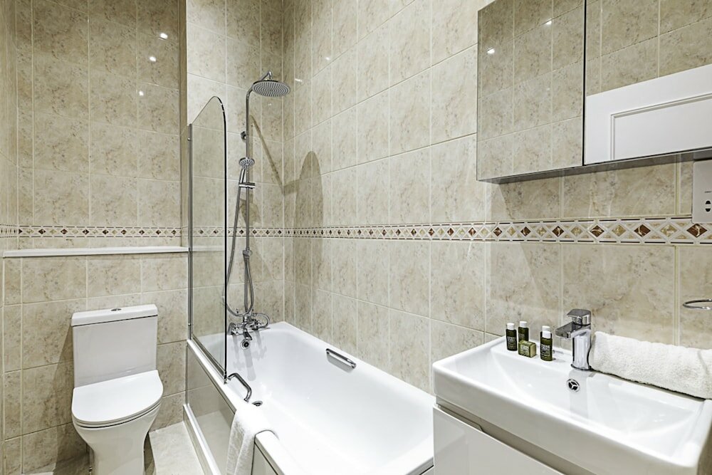 Фото Contemporary Oasis in Paddington II