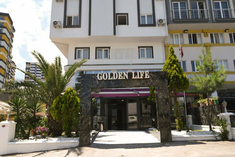 Гостиница Golden Life Suite в Акчаабате
