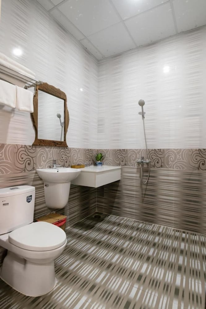 Фото Little Saigon Hostel