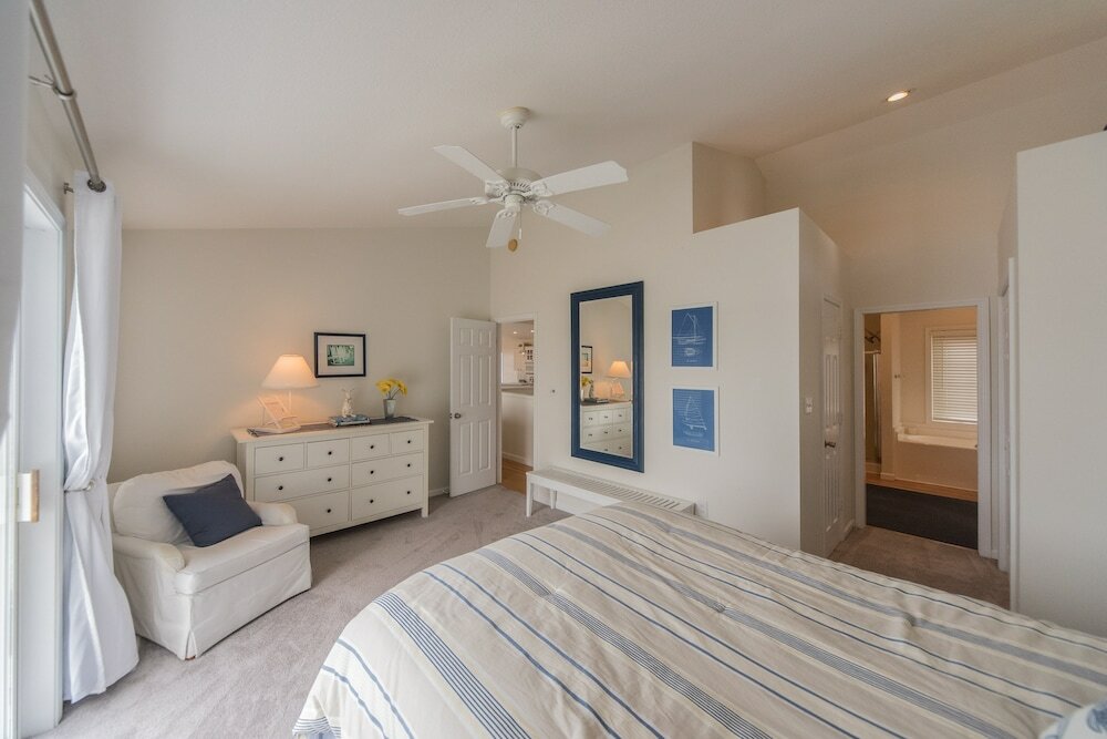 Фото Lake-front Luxury 5bdrm on Kentucky Lake - Jz Vacation Rentals