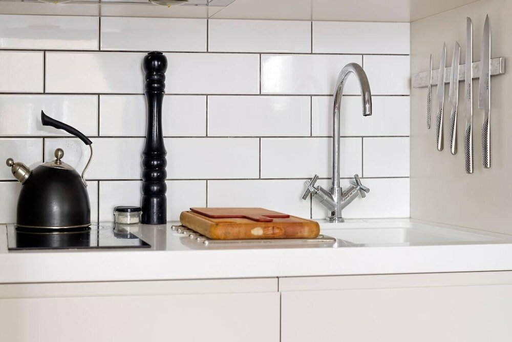 Фото Lovely 1 bed Apartment in Belgravia