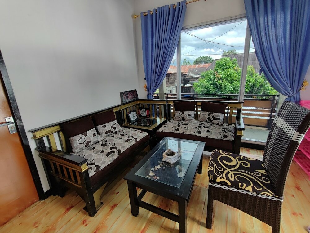 Фото Oyo 92357 Zzip Homestay