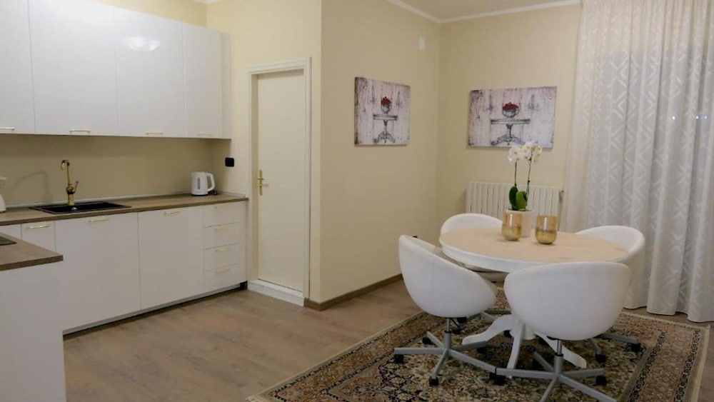 Фото Erania Rooms & Apartments